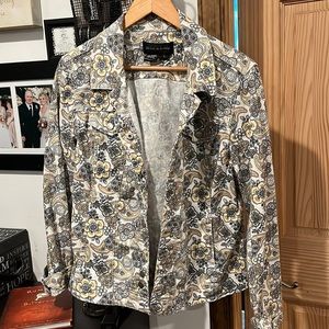 Live A Little Jacket like new. Size L